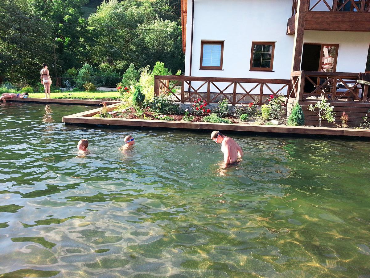 Gallery Of Mountains Holiday Home Yasinya Phòng bức ảnh